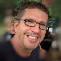 Dr. Hannes Lischka
