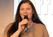 LAbg. GR Barbara Novak berichtet zu Initiativen der Stadt Wien hinsichtlich Glasfaserausbau, Content-Entwicklung und IKT-nahe Ausbildungsformen.