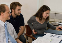Dem Team am Institut für theoretische Physik an der TU Wien gelang es, den zeitlichen Ablauf von Ereignissen im Bereich von Attosekunden zu messen und zu analysieren.