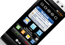 Das LG Mini lässt vom Arbeitsplatz aus am Handy weitersurfen. 