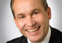 Herwig Fritzl, Management Factory, bietet Performance-Management-Werkzeuge für gesteigerte Profitabilität in Unternehmen.