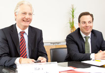 Eigentümer Kari Kapsch (li.) ist neuer CEO der CarrierCom, Finanzvorstand Ingolf Planer (re.) verantwortet die Geschäftsgebahrungen in nun 26 Ländern.