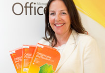 Microsoft-Geschäftsführerin Petra Jenner setzt auch aufs Web. „Office Web“- Applikationen ermöglichen von überall auf Dokumente über den Browser zuzugreifen.