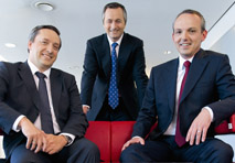 Die Bosse der heuer fusionierten »A1 Telekom Austria« bringen sich in Position: Technikvorstand Walter Goldenits, Konzerngeneral Hannes Ametsreiter und Finanzvorstand Siegfried Mayrhofer (v.l.n.r.).