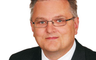 Das Industrieelektronik-Unternehmen Phoenix Contact stellt seinen neuen Leiter Finanzen und IT vor.