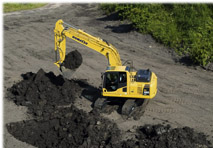 Komatsu erweitert sein Angebot an Hydraulikbaggern der Serie 8.