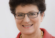 Regina Prehofer. Top-Bankerin auf Jobsuche.