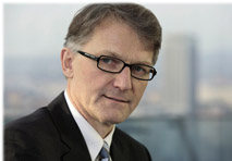 IBM-Generaldirektor Leo Steiner sieht die Nuller-Jahre als Jahrzehnt des ''Digital Turns''.