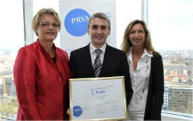 Gründerin und Geschäftsführerin Susanne Senft (l.) mit Mitarbeiterin Felicitas Linhart und Bernhard Leidinger von Velux.