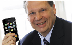Michael Butz, A-Trust. ''Revival für Handysignatur durch sichere Systeme und Akzeptanz der Nutzer.''