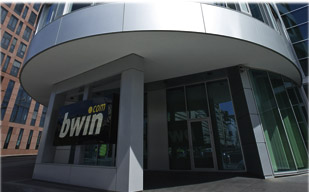 Sicherer Zutritt: Raiffeisen Informatik setzt Identity-Management-Lösung für bwin um.