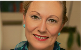 Benita Ferrero Waldner dockt bei der Alpine an.