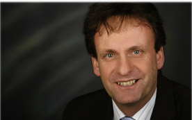Höfler: ''Bei der Sanierung historischer Gebäude geht es nicht nur um Energieeinsparung, sondern auch um den Erhalt der Bausubstanz.''