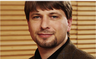 Gernot Strasser übernimmt Immobi­lien-Portfolio.