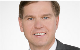 Werner Wutscher ist im Vortstand des REWE-Konzerns.