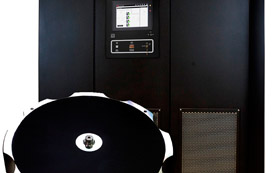 »CleanSource UPS 300 kVA« speist mit innovativem Schwungrad IT-Systeme und Anlagen.