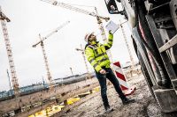 Steigende Bedeutung der Baulogistik: Sowohl beim Transport als auch auf der Baustelle selbst werden Flexibilität und Transparenz immer wichtiger. (Quelle: Zeppelin Rental).