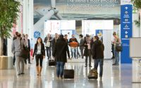 (Foto: EWEA) Die internationale Windbranche war im Februar auf der EWEA 2013 in Wien versammelt. Österreichische Firmen waren dabei sehr stark vertreten. Experten diskutierten zur rechtlichen Situation, dem planerischen Umfeld und den politische Rahmenbedingungen vor allem in ost- und südosteuropäischen Ländern.