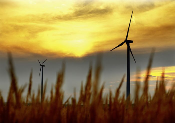 Foto: »Die ersten Windräder in den 90er-Jahren wurden nur über Beteiligungen finanziert«, berichtet Martin Fliegenschnee-Jaksch von IG Windkraft.