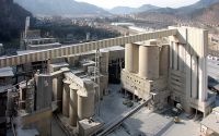 (Foto: Wietersdorfer) Bei der Produktion massiver Baustoffe zählt die heimische Industrie zu den effizientesten der Welt. Mit dem neuen Energieeffizienzgesetz drohen diejenigen Unternehmen bestraft zu werden, die für viel Geld freiwillig ihre Energieeffizienz optimiert haben.  