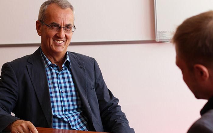 Karl Wurm, Obmann der gemeinnützigen Bauvereinigungen. Foto: Milena Krobath_ 