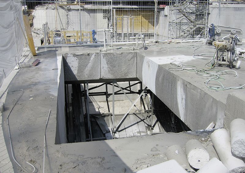 Foto: Beim Betonbohren und -schneiden handelt es sich um statisch derart relevante Arbeiten, dass eine unsachgemäße Durchführung eine Gefahr für Leib und Leben bedeuten kann.