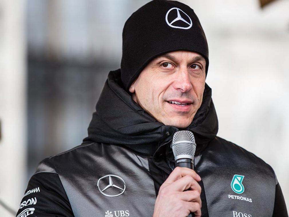"Ab einem gewissen Zeitpunkt macht dich Geld nicht glücklicher, sondern ist ein Maßstab des Erfolgs. Wie eine Rundenzeit", so Mercedes-Motorsportchef Toto Wolff.
