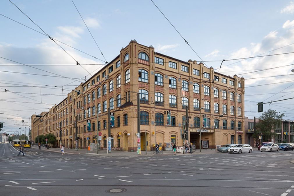 Die Mieterlöse des Geschäftsjahres 2020 beliefen sich auf EUR 123,3 Mio. und lagen damit um 3,3 % über dem Vorjahresniveau von EUR 119,4 Mio. (im Bild: Leuchtenfabrik in Berlin; Copyright: Erich Sinzinger)