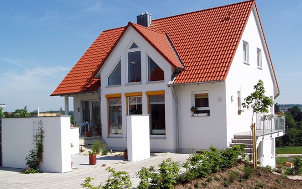 Der Traum vom Eigenheim rückt 2015 in greifbare Nähe. (Quelle: schibi234 (CC0-Lizenz)/ pixabay.com).