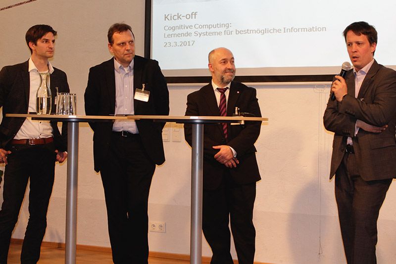 Norbert Walchhofer (Porsche Austria GmbH), Roland Ledinger (BKA), Erich Albrechtowitz (BMF) und Axel Polleres (WU-Wien) im Talk.