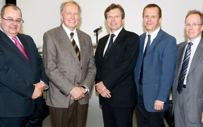 Michael Würdinger, FH Technikum Wien; Reinhart Kögerler, Christian Doppler Forschungsgesellschaft, Lothar Roitner, Obmann FH Technikum, Martin Horauer, Josef Ressel Zentrum, Fritz Schmöllebeck, FH Technikum. Foto: A. Kawka