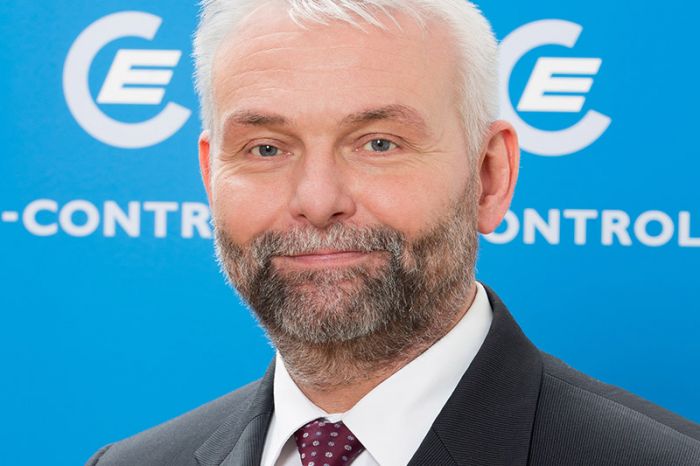  E-Control-Vorstand Andreas Eigenbauer: "stetiger Strombezug wird tendenziell billiger"
