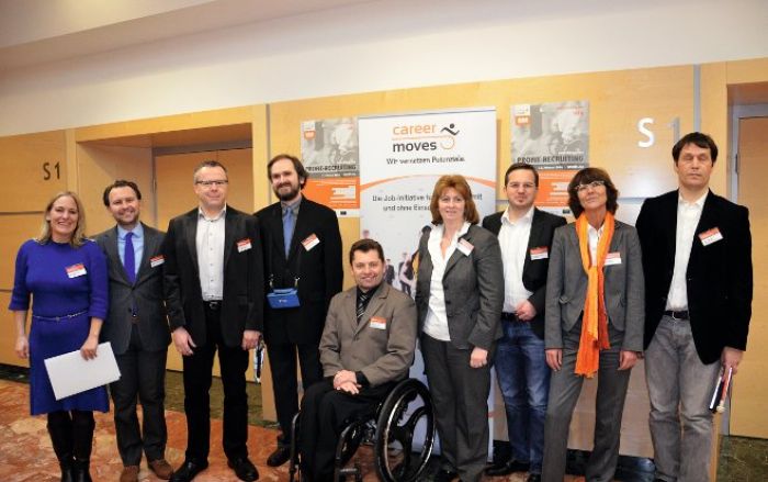 Informationsinititative zum Thema Disability und Arbeitsmarkt: Karina Tajmar, Peter Scheinecker, Thomas Czechtizky, Mario Batusic, Gerhard Hochmayr, Edith Steirer, Markus Neuherz, Nicola Vogl, und Thomas Hill.
