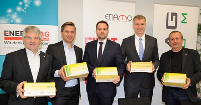 Präsentierten das Energiesparpaket: Franz Kehrer (Caritas Oberösterreich), Wolfgang Hattmannsdorfer (OÖ Hilfswerk), Michael Baminger und Josef Siligan (Enamo) sowie Karl Osterberger (Volkshilfe Oberösterreich).