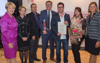 Maria Rauch-Kallat (Taten statt Worte Bundeskomitee), Dr. Judit Havasi (Generaldirektor-Stellvertreterin der Wiener Städtischen), Gerhard Oberhuber (Betriebsratsvorsitzender ITSV GmbH, Hubert Wackerle (Geschäftsführer ITSV GmbH), Peter Zahradnik (Bereichsleiter Personal ITSV GmbH), Bianca Fritthum (Personalreferentin ITSV GmbH) MR Mag. Gerlinde Weilinger, Leiterin der Tourismusservicestelle im BMWFW).