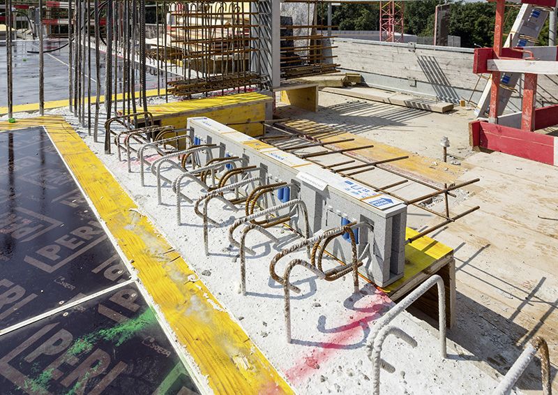 Foto: Beim »RONDO« im Viertel Zwei kommen 2.500 Stück Isokorb von Schöck für die wärmebrückenarme, konstruktiv einfache und statisch wirtschaftliche Befestigung zum Einsatz.