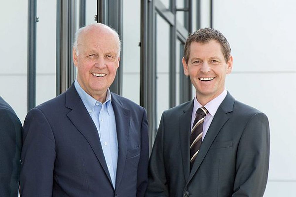 Helmut Ramsauer hat sich aus der Geschäftsführung von R&amp;S zurückgezogen, Markus Neumayr übernimmt die alleinige Geschäftsleitung.