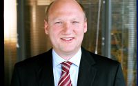 (Foto: Cisco) Achim Kaspar: »Da sich Geschäftsprozesse immer mehr ins Netz verlagern, empfiehlt Cisco ganzheitliche Sicherheitslösungen, die netzwerkzentriert ausgerichtet sind.« 