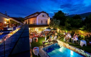 Der Moserhof in Gumpoldskirchen wurde in der Kategorie 4- und 5-Sterne in der Region Ost als "Hotel der Zukunft" ausgezeichnet.