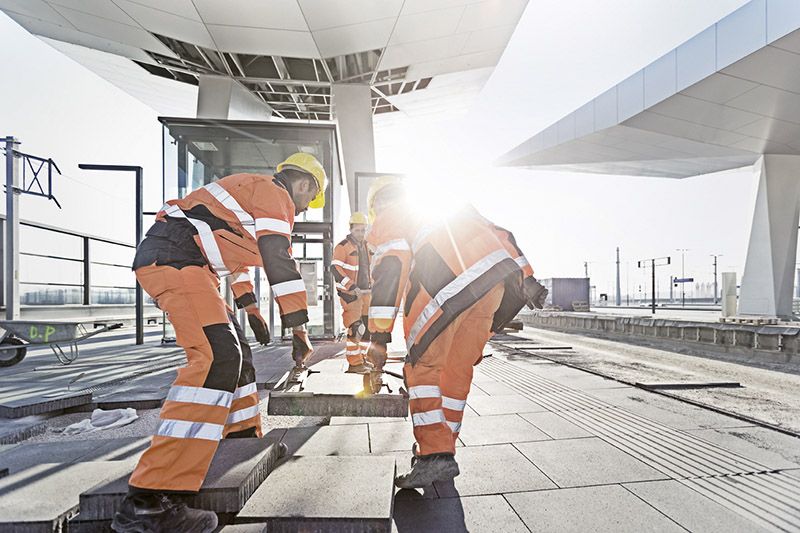 Foto: Großaufträge im Hoch- und Verkehrswegebau in Deutschland ließen 2016 den Auftragsbestand der Strabag nicht nur im Land selbst, sondern auch im Konzern insgesamt auf die Rekordhöhe von 14,8 Mrd. Euro klettern.
