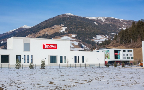 Waffelwerk in Osttirol  gedämmt