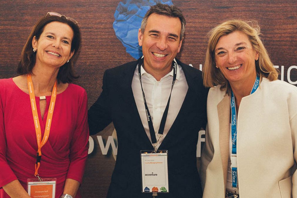 GastgeberInnen-Dreiergespann Christiane Noll, Avanade Austria, Michael Zettel, Accenture Austria, und Dorothee Ritz, Microsoft Austria.