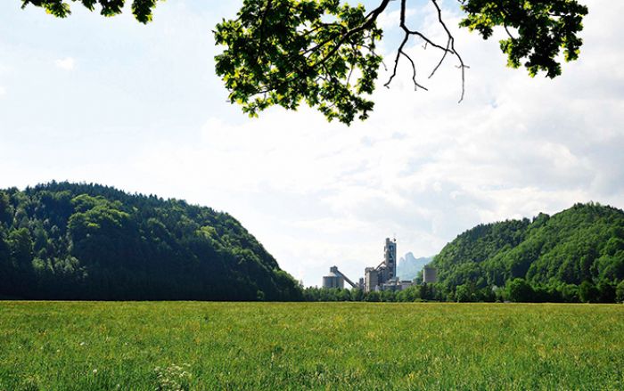 (Foto: Leube) Das Leube-Werk zählt zu den umweltfreundlichsten Zementwerken der Welt.
