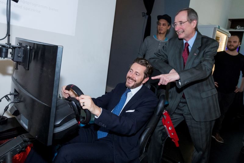 Staatssekretär Harald Mahrer und Wirtschaftskammerpräsident Christoph Leitl auf Digitalisierungs-Wegen.