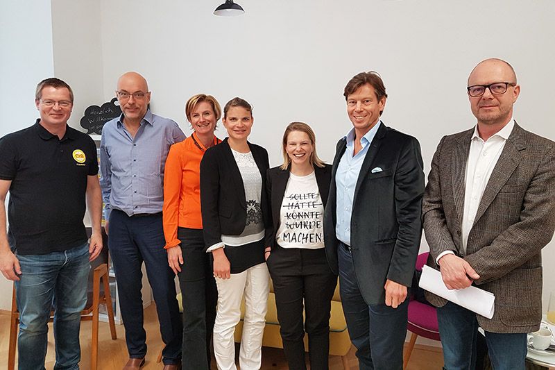"Jammen" für Innovation und Unternehmenskultur: Ralf Schweighöfer, DHL Express Austria; Helmut Blocher, Succus; Karin Krobath, Identitäter; Sonja Prodinger, Succus; Sabine Prettenhofer, Identitäter; Thomas Polak, Uniqa; und Herbert Zitter, Moocon.