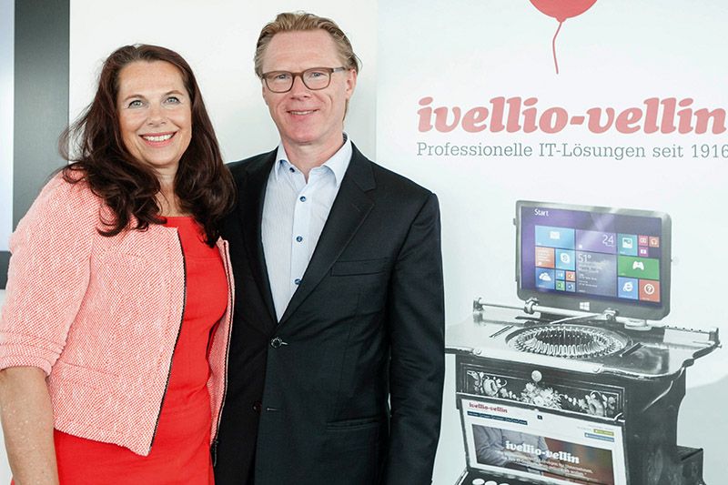Nora und Michael Ivellio-Vellin liefern Hosting für kleinen und großen Bedarf.
