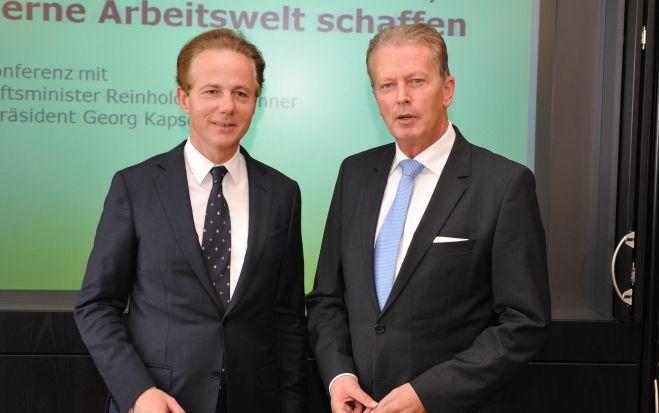 Forderung von unternehmensfreundlichen Rahmenbedingungen in Österreich: IV-Präsident Georg Kapsch und Wirtschaftsminister Reinhold Mitterlehner. Foto: BMWFJ/Bernhard J. Holzner