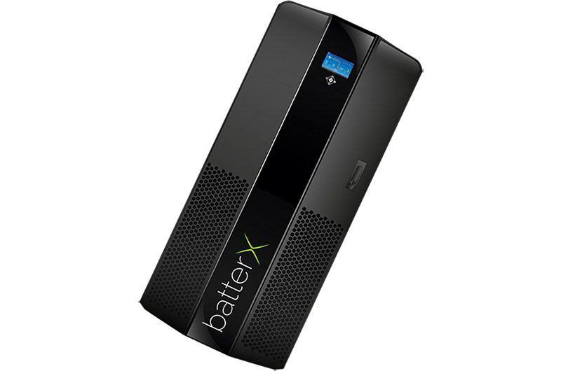 KESS: BatterX SolarUPS kann an bereits bestehende PV-Installationen angebunden werden.