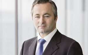 19 Jahre Telekom. Die Affären um dubiose Machenschaften und Geldflüsse überstand Hannes Ametsreiter unbeschadet.